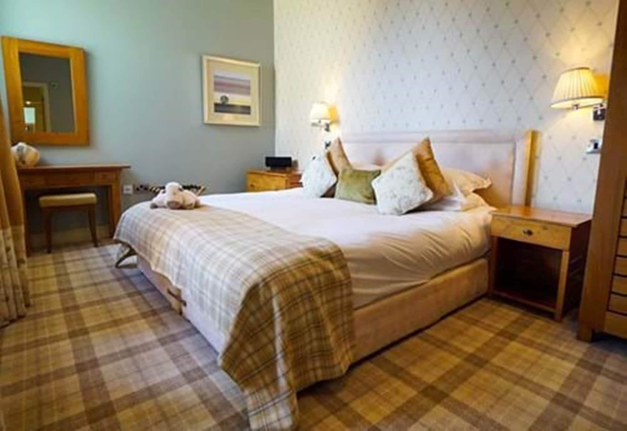 Feversham Arms Hotel & Verbena Spa Helmsley Exterior photo